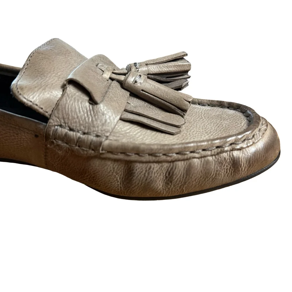 Born Charen Womens Taupe Tassel Leather Slip On Flats Loafers Casual Shoes sz 7